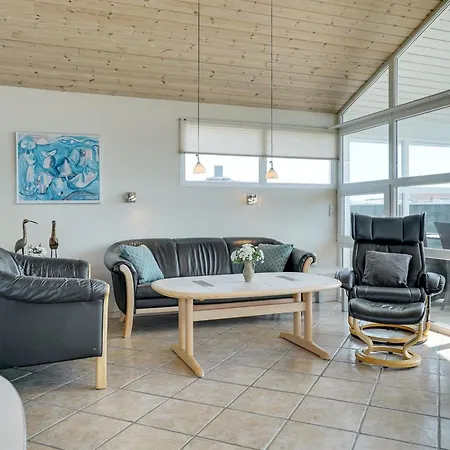 Сasa de vacaciones Riste - 450m From The Sea By Interhome *